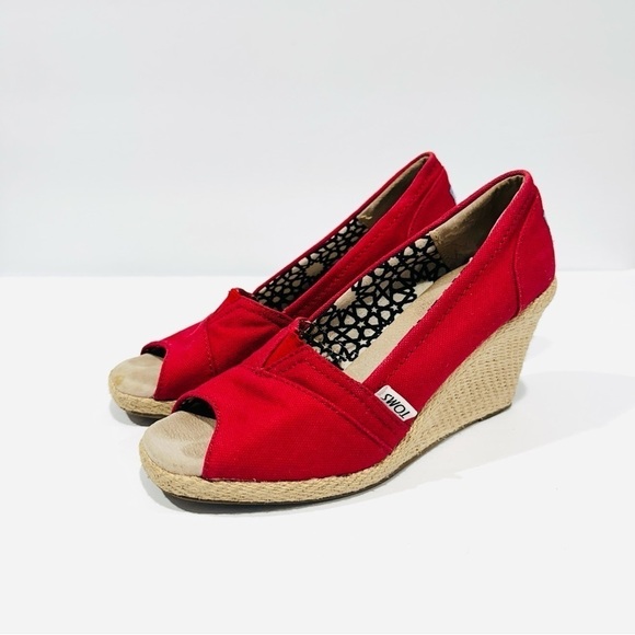 TOMS Classic Red Canvas Wedge Espadrille Peep Toe Shoes Sandals - Picture 1 of 9